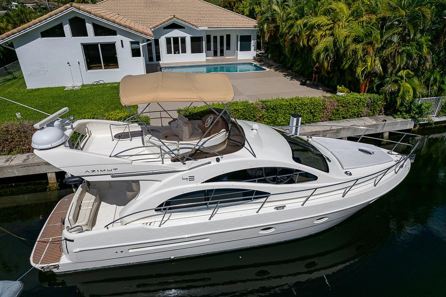 2005 Azimut 42 Motor Yacht