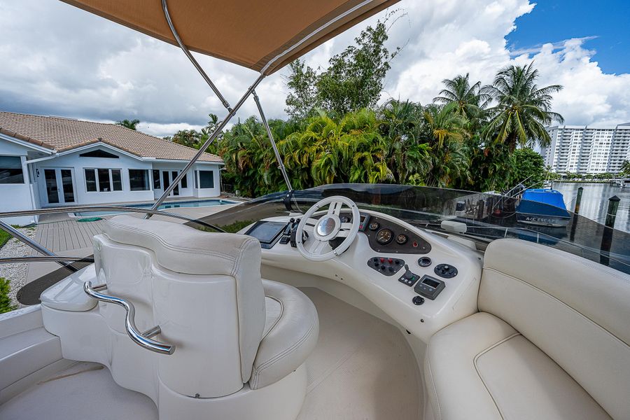 2005 Azimut 42 Motor Yacht