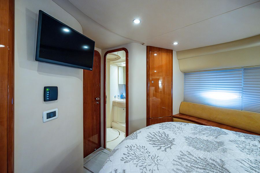 2005 Azimut 42 Motor Yacht