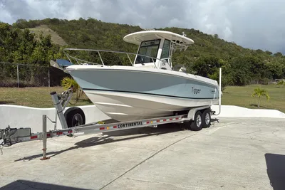 Boston Whaler 250 Outrage