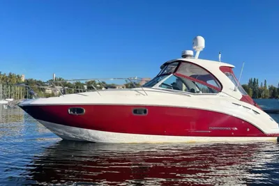 Chaparral 310 Signature
