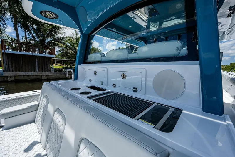  Yacht Photos Pics 2023 Hcb 53 Sueños - Image 23