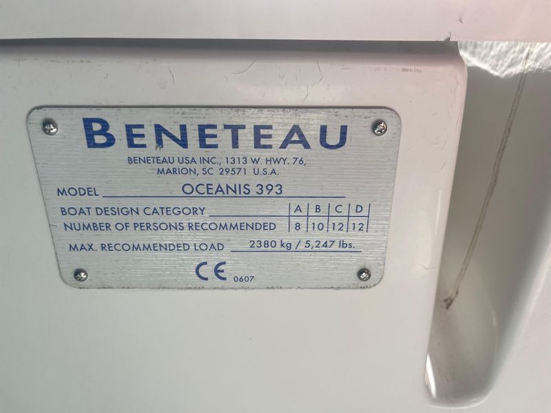 2003 Beneteau 393