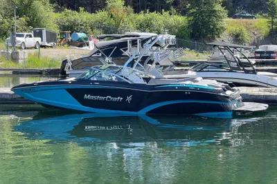 MasterCraft X23