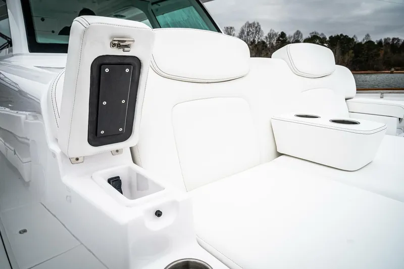  Yacht Photos Pics 2024 Hcb 48 Campeon - Image 43