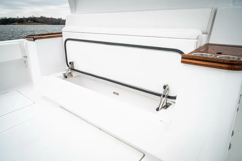  Yacht Photos Pics 2024 Hcb 48 Campeon - Image 24