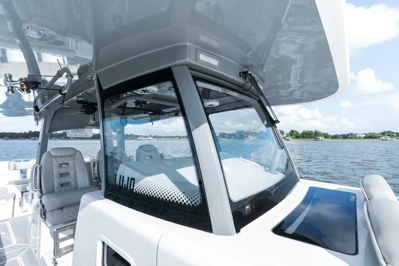 Our Trade Yacht Photos Pics 2023 Hcb 42 Lujo - Image 42