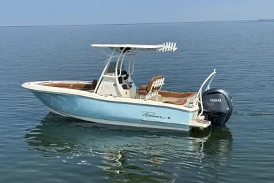 Pioneer 222 Islander