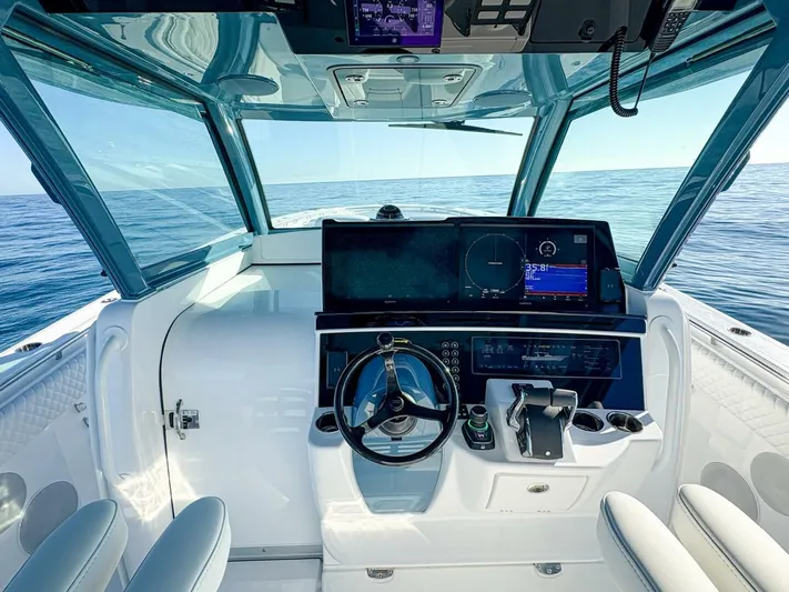  Yacht Photos Pics 2025 Hcb 48 Campeon - Image 13