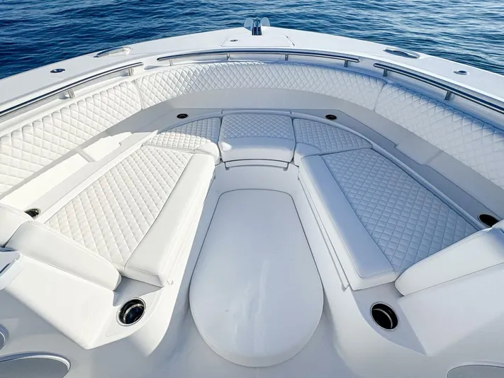  Yacht Photos Pics 2025 Hcb 48 Campeon - Image 8