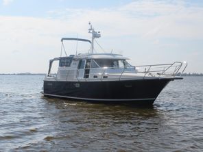 2004 Nimbus 380 Commander