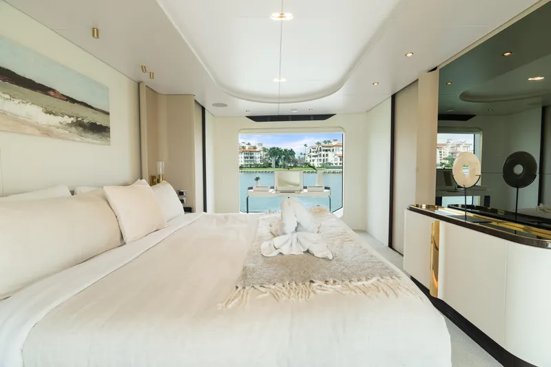 Freedome Yacht Photos Pics 