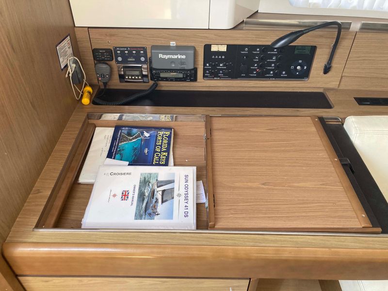 2013 Jeanneau Sun Odyssey 41DS