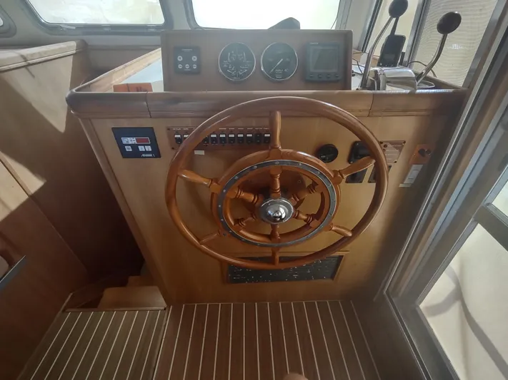 Mcbeth Yacht Photos Pics 