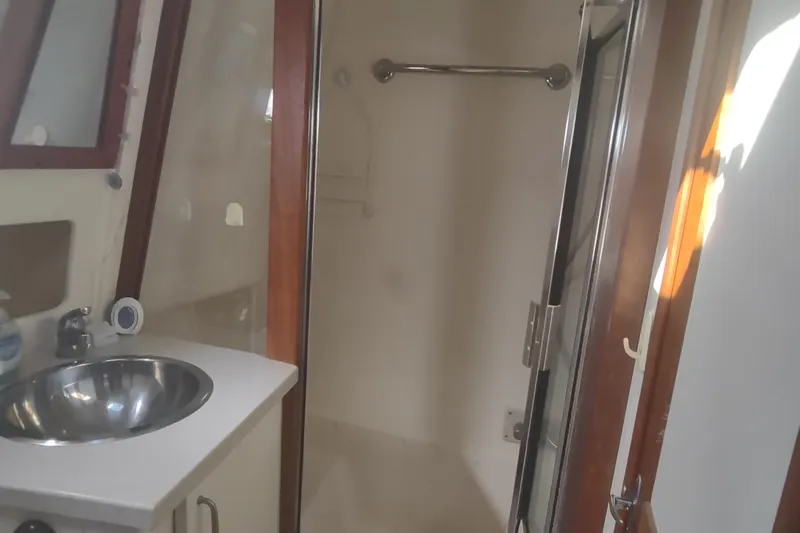 Mcbeth Yacht Photos Pics 