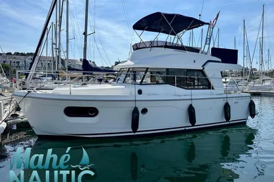 Beneteau Swift Trawler 35