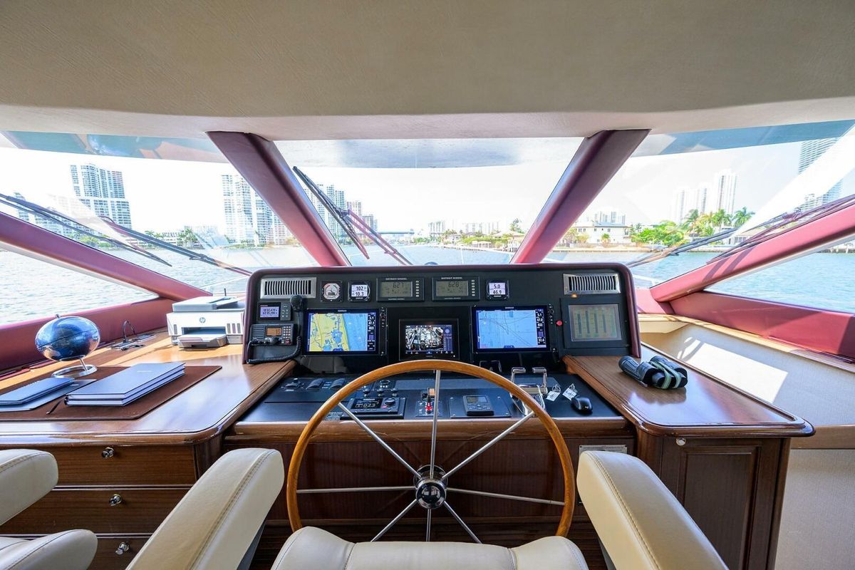 2005 Pacific Mariner 85 