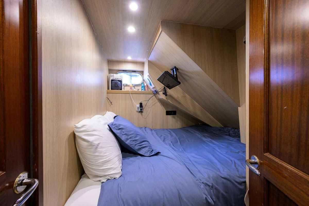 2005 Pacific Mariner 85 