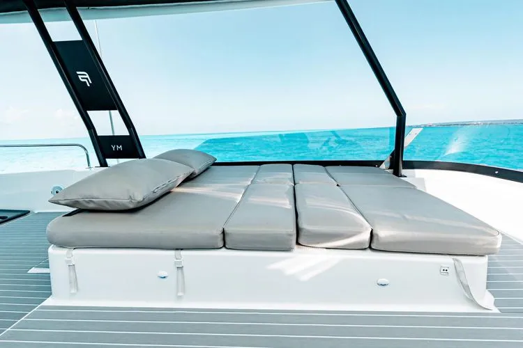 Libert'e Yacht Photos Pics 2020 Fountaine Pajot My6 - Image 10