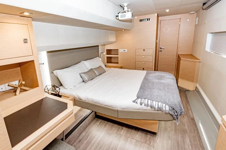 Libert'e Yacht Photos Pics 2020 Fountaine Pajot My6 - Image 26