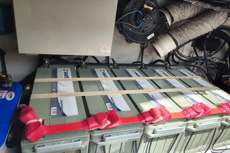 Libert'e Yacht Photos Pics 2020 Fountaine Pajot My6 - Image 40