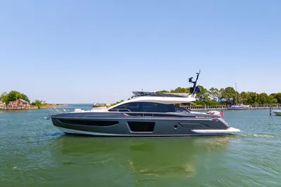 Azimut S7