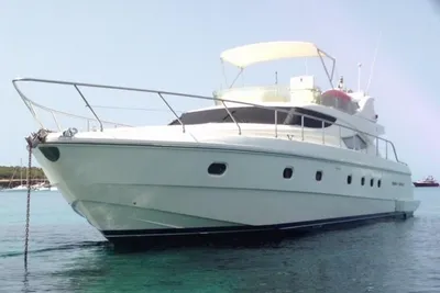 Ferretti Yachts F 620