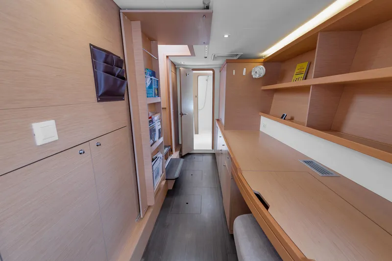 Blue Infinity Yacht Photos Pics 