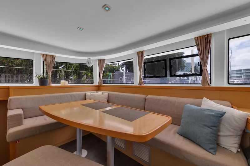 Blue Infinity Yacht Photos Pics 