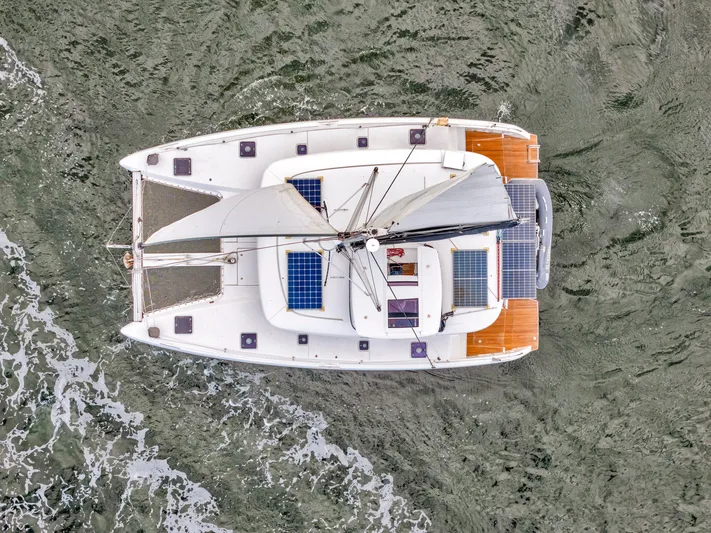 Blue Infinity Yacht Photos Pics 