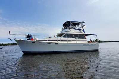 Bayliner 3870 Motoryacht With Flybridge