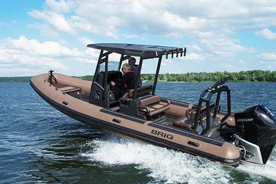 Brig Navigator 26