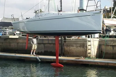 Columbia 32 Sport