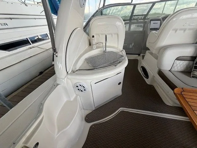  Yacht Photos Pics 2006 SEA RAY 340 SUNDANCER - Image 6