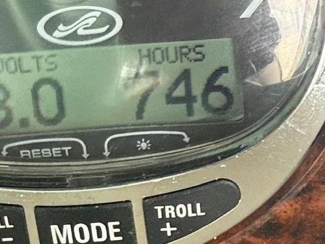  Yacht Photos Pics 2006 SEA RAY 340 SUNDANCER - Image 15