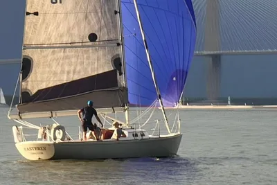 e Sailing Yachts e33