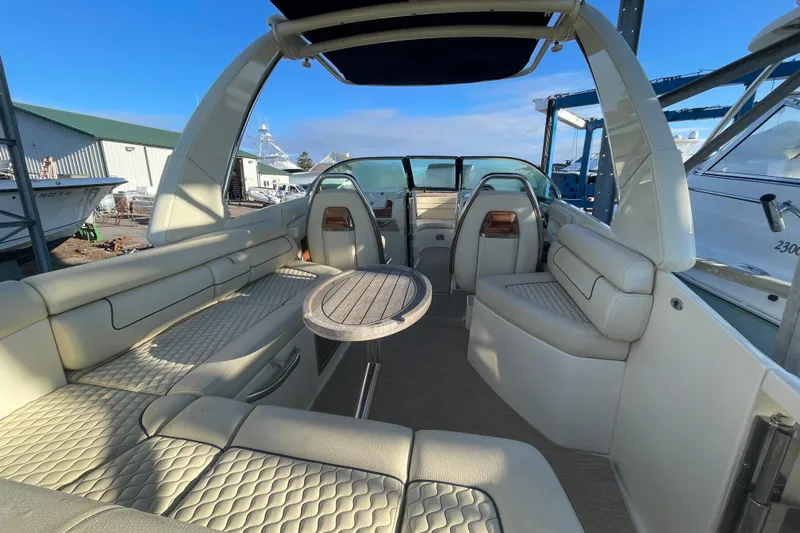  Yacht Photos Pics 2020 Chris-Craft Launch 28 GT interior with luxurious seating and elegant design.