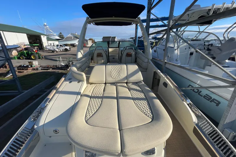  Yacht Photos Pics 2020 Chris-Craft Launch 28 GT boat with luxurious seating and sleek design.