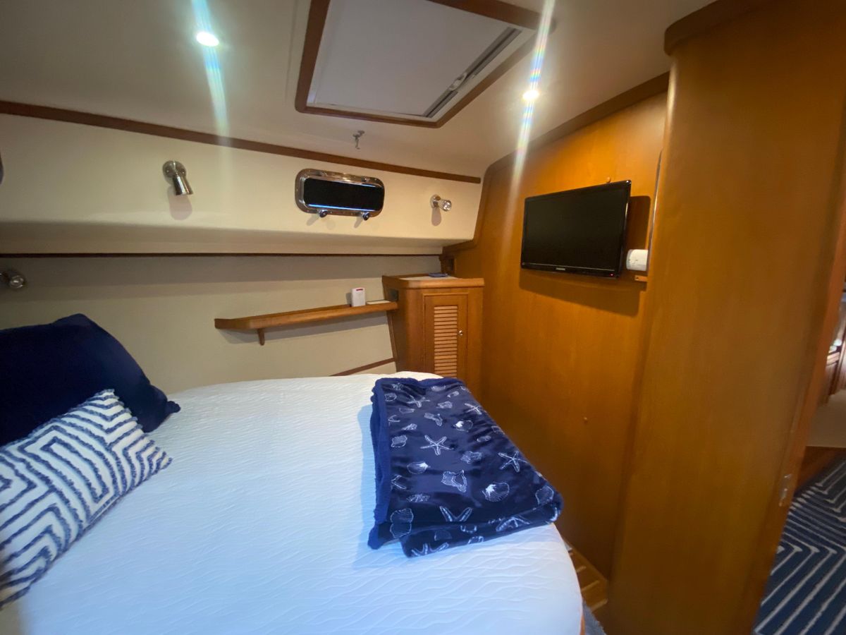 2006 Island Packet 44 