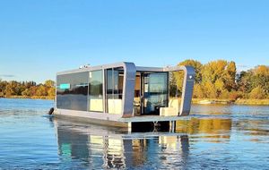 2023 Perla E-vision 42
