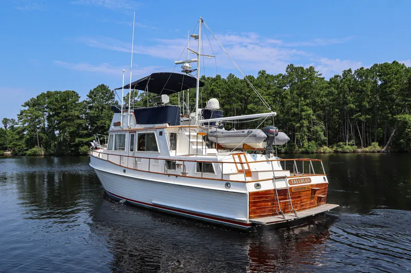 Tallulah Yacht Photos Pics TALLULAH