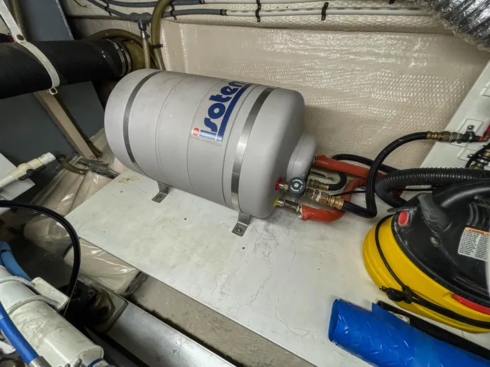 Tallulah Yacht Photos Pics Engine Room