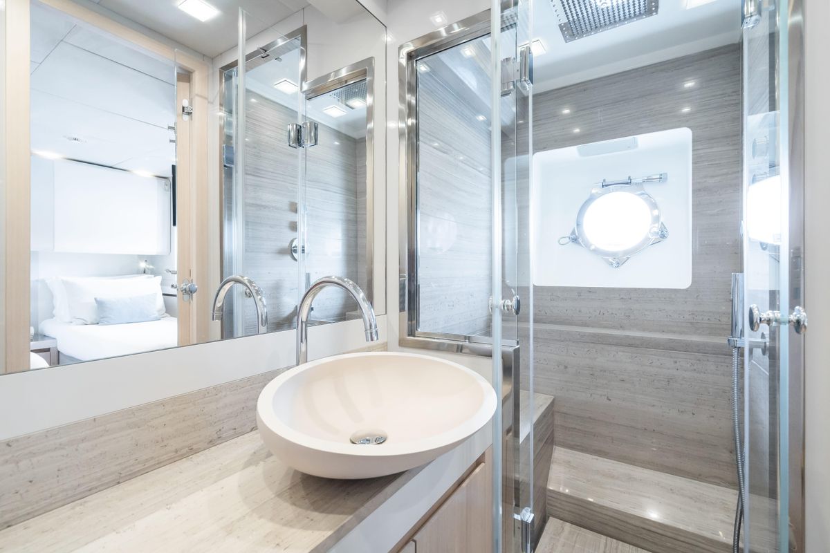 2021 Monte Carlo Yachts 96 