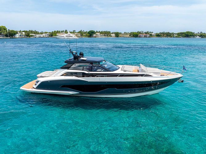 2024 Sunseeker 55 