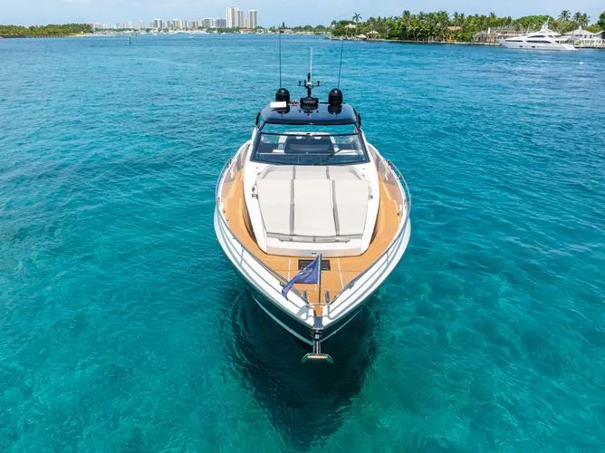 Fin Yacht Photos Pics 2024 Sunseeker 55 - Image 8