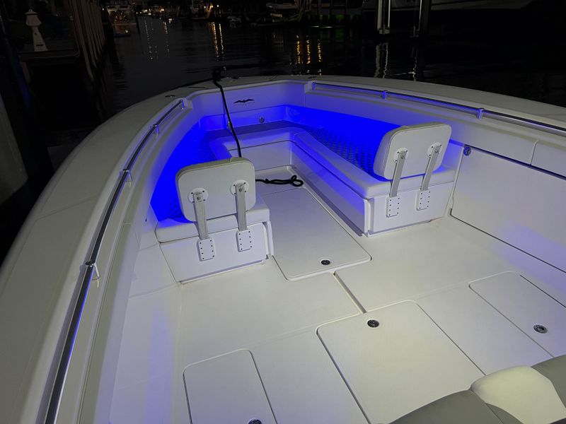 2017 Invincible 39 Open Fisherman