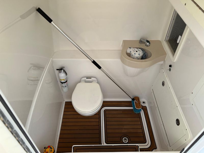 2017 Invincible 39 Open Fisherman