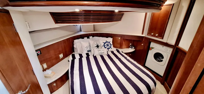 Regina Rae Yacht Photos Pics 