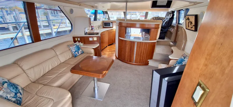 Regina Rae Yacht Photos Pics 