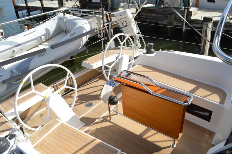 Monhegan Yacht Photos Pics Hanse 418 - Cockpit from Stbd. Side